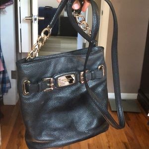 Michael kors crossbody purse